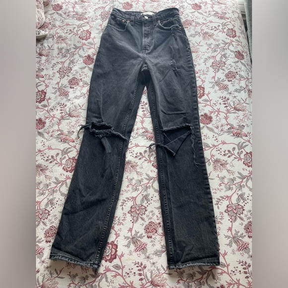 Abercrombie Curve Love 90s Straight Ultra High Rise Jeans Black Distressed 00 24 - Picture 4 of 12